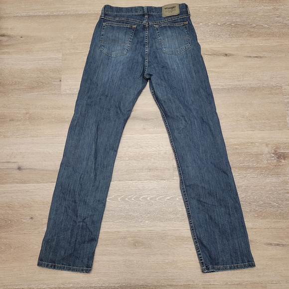 2 Pairs Wrangler Men's Dark Blue Straight Jeans 30x32 - Picture 5 of 5